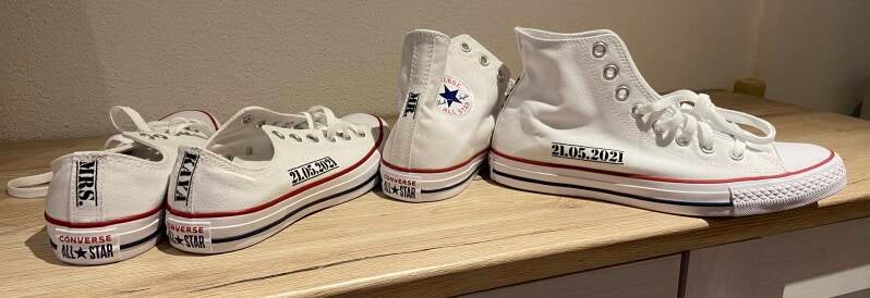 Schuhe die individuell bedruckt wurden